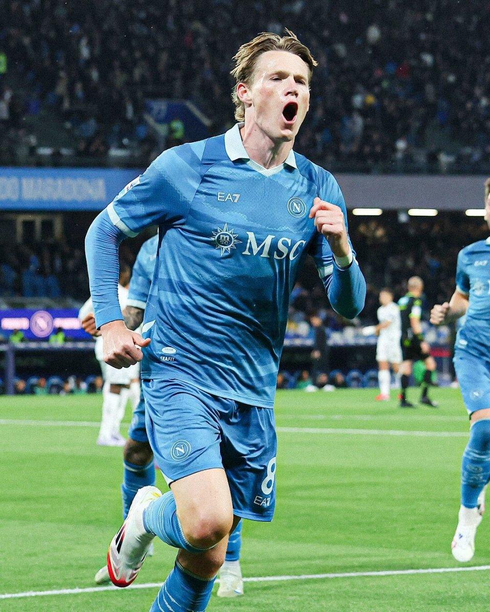 那不勒斯主帅战术大改，球队表现焕然一新的简单介绍