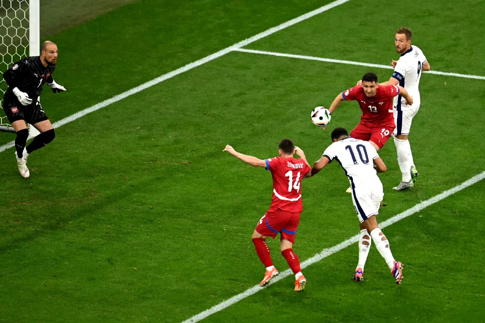 开云体育登录入口-关于激战连连！欧洲足球预选赛势如破竹的信息