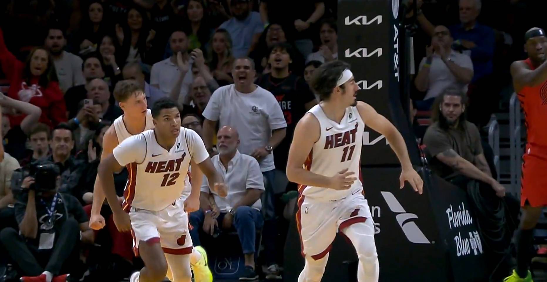 开拓者外线射手三分命中率居高不下,成为进攻杀手的简单介绍 开拓者外线射手三分命中率居高不下,成为进攻杀手的简单介绍