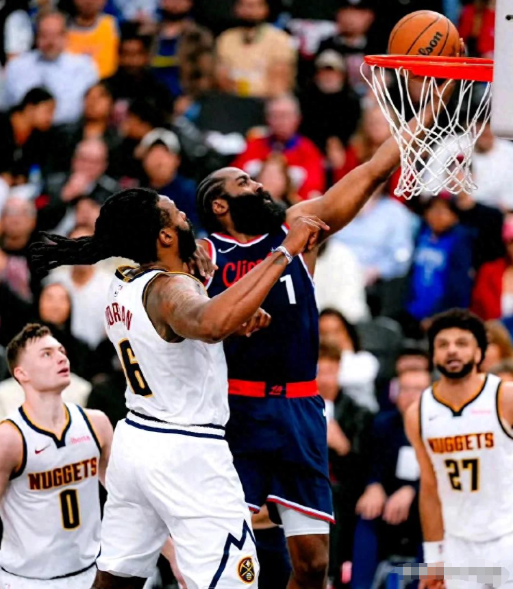 开云体育官方入口-包含NBA季后赛精彩纷呈，场场都有看点的词条