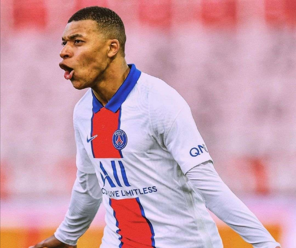 开云体育登录入口-尼斯主场大胜里尔，重夺联赛榜首